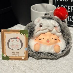 FOREST FRIENDS - Hedgehog Plush Figurine